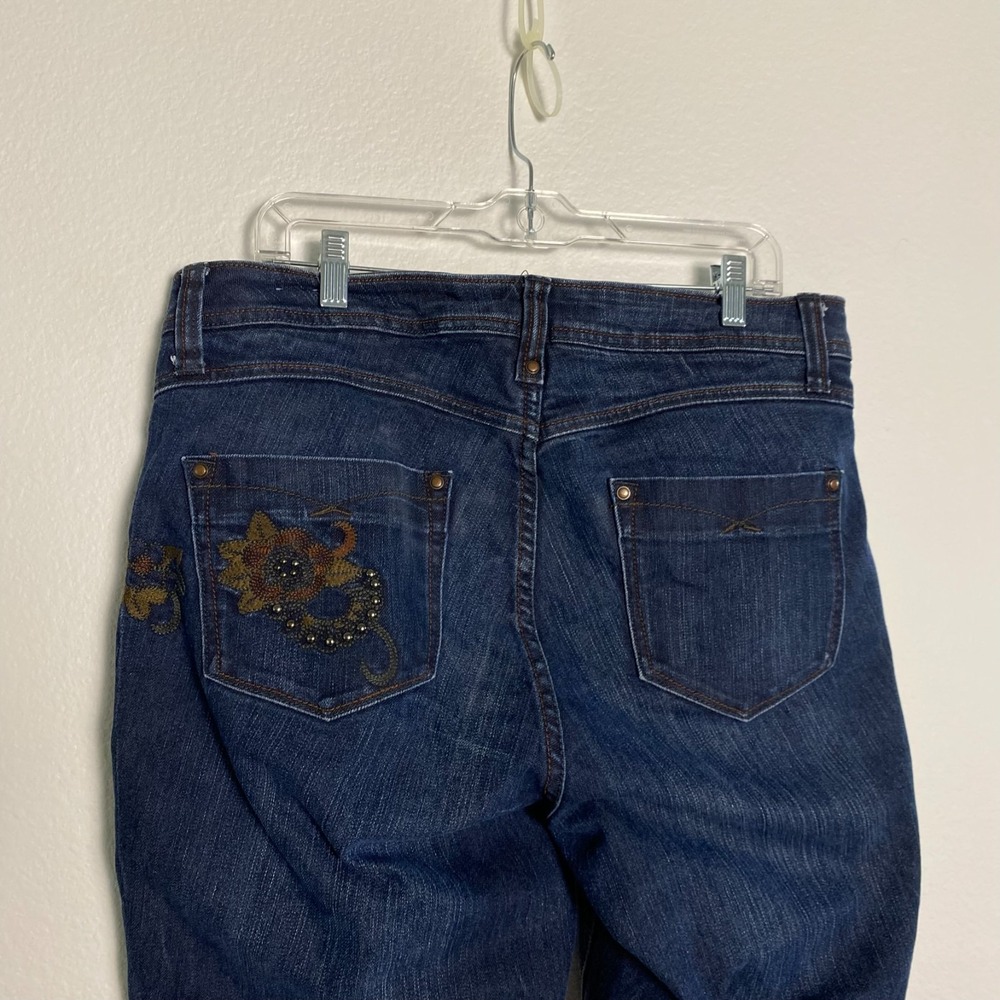 Venezia Womens Dark Wash Floral Embroidered Studded Raw Hem Jeans Plus Size 16 - Picture 5 of 11